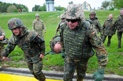 В Германии предложили поднять предельный возраст резервистов до 70 лет