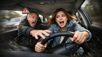 Курсантка автошколы получила опыт страшной аварии