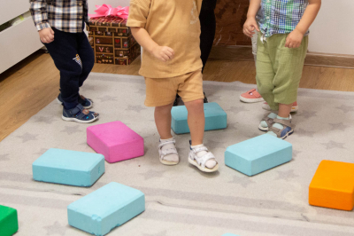 Кравцов заявил о планах Минпросвещения изменить стандарты работы детских садов