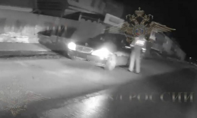 С риском для жизни сотрудники ГАИ задержали нарушителя на &laquo;Мерседесе&raquo; в Татарстане