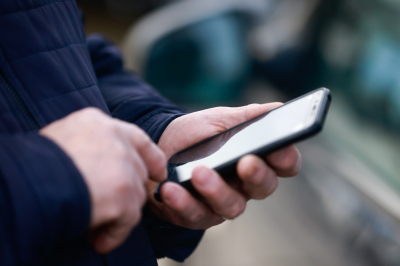 Приложения для знакомств призвали в Госдуме включить в &laquo;белые списки&raquo;