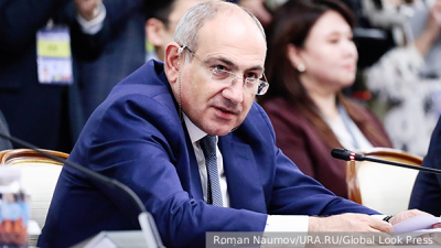 Трамп назвал руководство Канады клоунами и призвал &laquo;подчиниться&raquo;