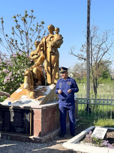 В Кыргызстане стартовала акция "Сохраним памятники Победы!"