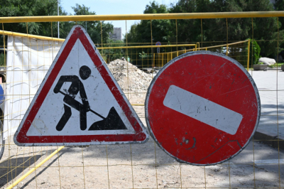 Движение на участке проспекта Райымбека ограничат в ночное время в Алматы