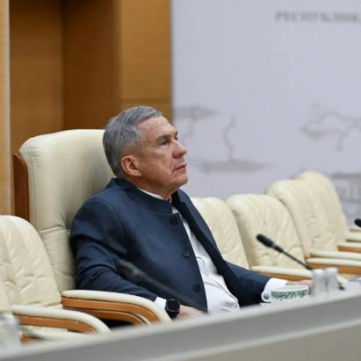 Рустам Минниханов: в Татарстане объявлен траур в связи с гибелью людей при массированной атаке БПЛА