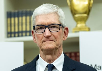 Тим Кук покинет пост главы Apple в&nbsp;сентябре после 15 лет работы