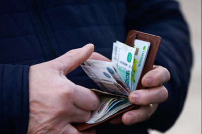 Семьдесят процентов казанцев знают, сколько зарабатывают их коллеги