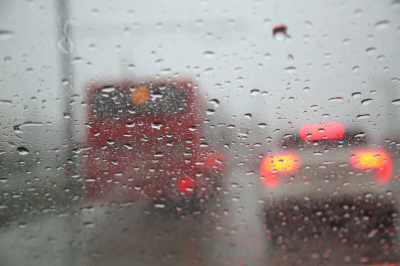 В Татарстане в понедельник ожидаются дожди и ветер с порывами до 26 м/с