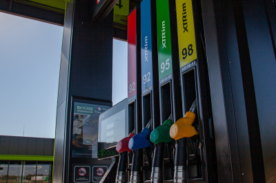 В Татарстане за неделю вновь подорожали все марки бензина. В лидерах – 92-й и 98-й