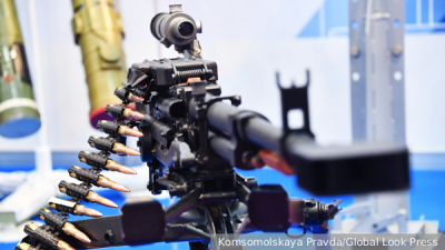 ФСБ перехватила в Москве сотни бомб в стельках для обуви