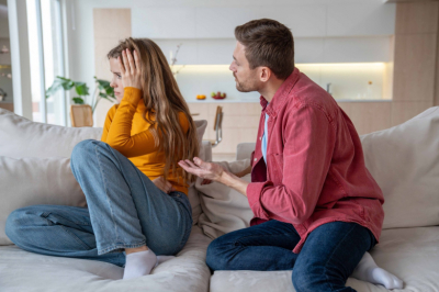 Психолог раскрыла опасность наказания мужчины женским молчанием