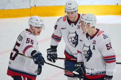 Игроки &laquo;Амура&raquo; и &laquo;Нефтехимика&raquo; подрались во время послематчевого рукопожатия