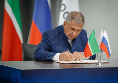 Минниханов подписал закон о квотах для трудоустройства участников СВО в Татарстане