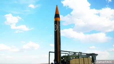 В ОАЭ перехваченный беспилотник рухнул на нефтепромышленную зону