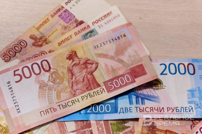 Дефицит федерального бюджета России составил 6,455 трлн рублей