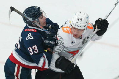 «Нефтехимик» сыграет с «Авангардом» в четвёртом матче серии плей‑офф