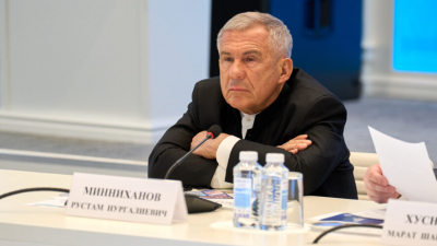 Минниханов поздравил жителей с Сабантуем стихами Роберта Миннуллина 20/06/2026 &ndash; Новости