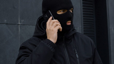 Под предлогом замены домофона аферисты похитили у жителя Казани 800 тысяч рублей 17/07/2026 &ndash; Новости