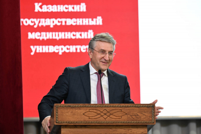 Песошин и Мурашко представили нового и. о. ректора КГМУ