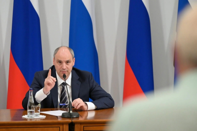 Денис Паслер ответил на вопросы журналистов: что будет с бензином, водой и «Ельцин Центром»