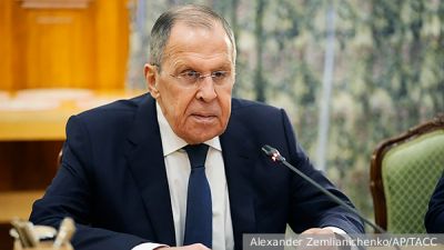 Песков сообщил о закрытом формате экономических совещаний с Путиным