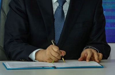 Правила представления к госнаградам изменили в Казахстане