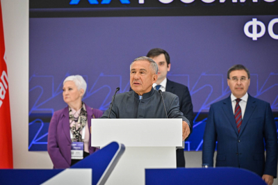 Минниханов, Фальков и Фурсенко открыли Российский венчурный форум в Казани