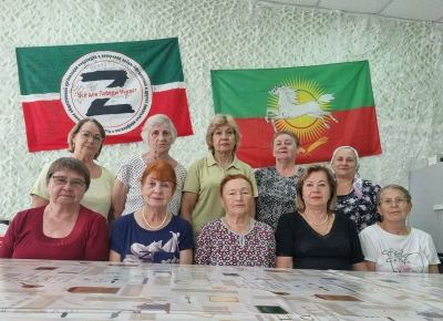 В Нурлатском районе волонтеры шьют для бойцов СВО носилки и спальные мешки