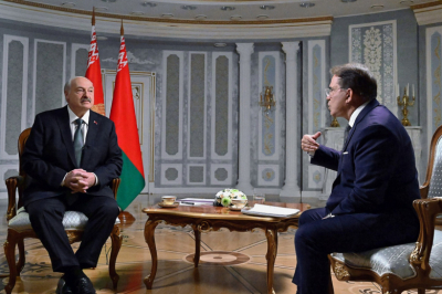 &laquo;Прощупывает и проецирует&raquo;: Лукашенко подал Трампу сигнал о России