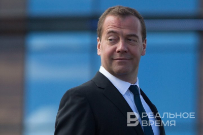 Медведев заявил о необходимости суверенных решений в ИИ