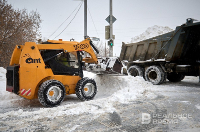 Днем в Кировском районе Казани планируют очистить от снега 30 улиц &mdash; список