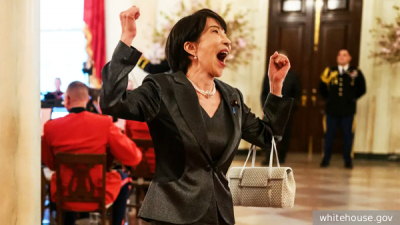 Восемь человек пострадали в аварии грузовика и микроавтобуса под Калугой