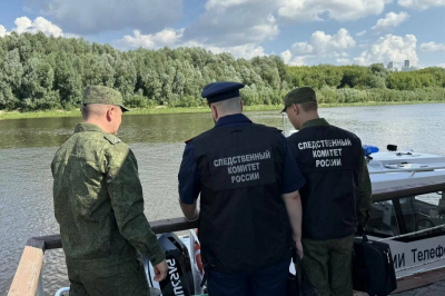 Лодка с рыбаками перевернулась в Татарстане, есть погибший